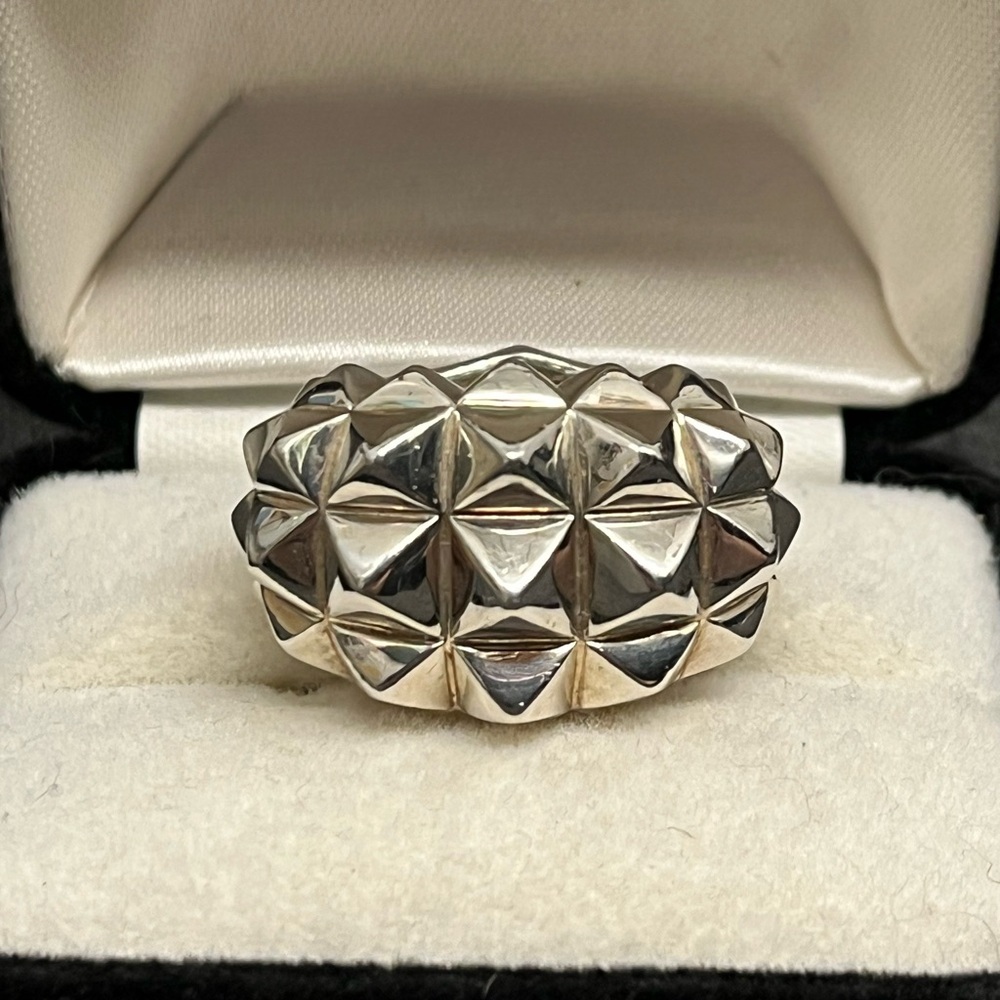Stephen Webster Superstud Cocktail ring